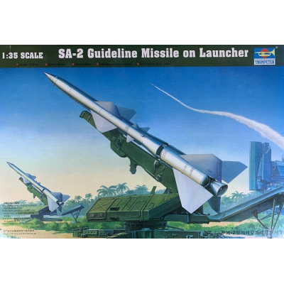 [TRUMPETER] SA-2 Guideline Missile on Launcher Escala 1/35